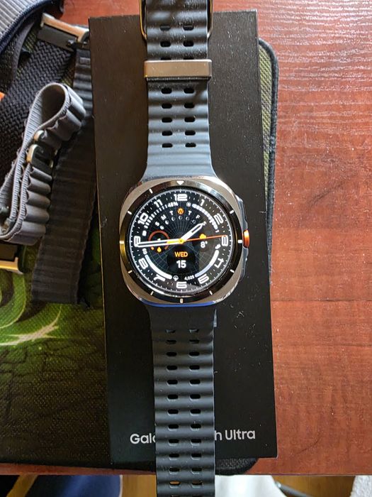 Samsung Galaxy watch ultra titanium silver