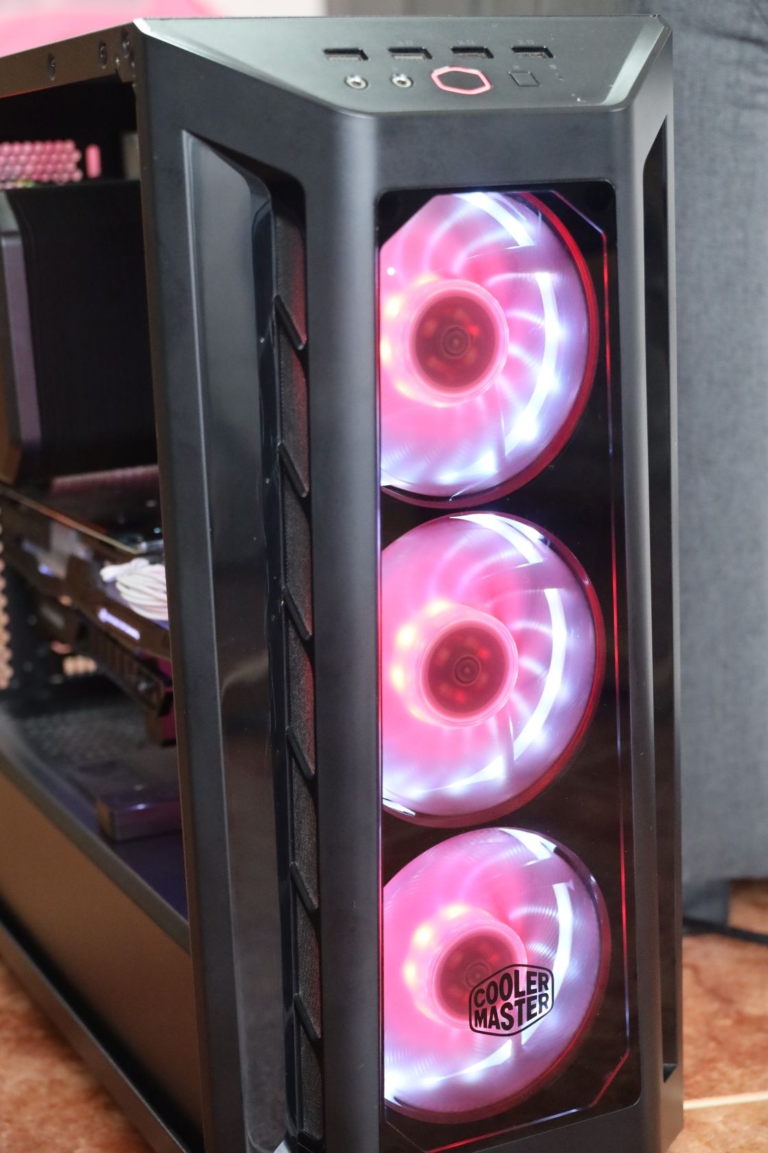 Desktop i5 9600k + RTX 2060 Super