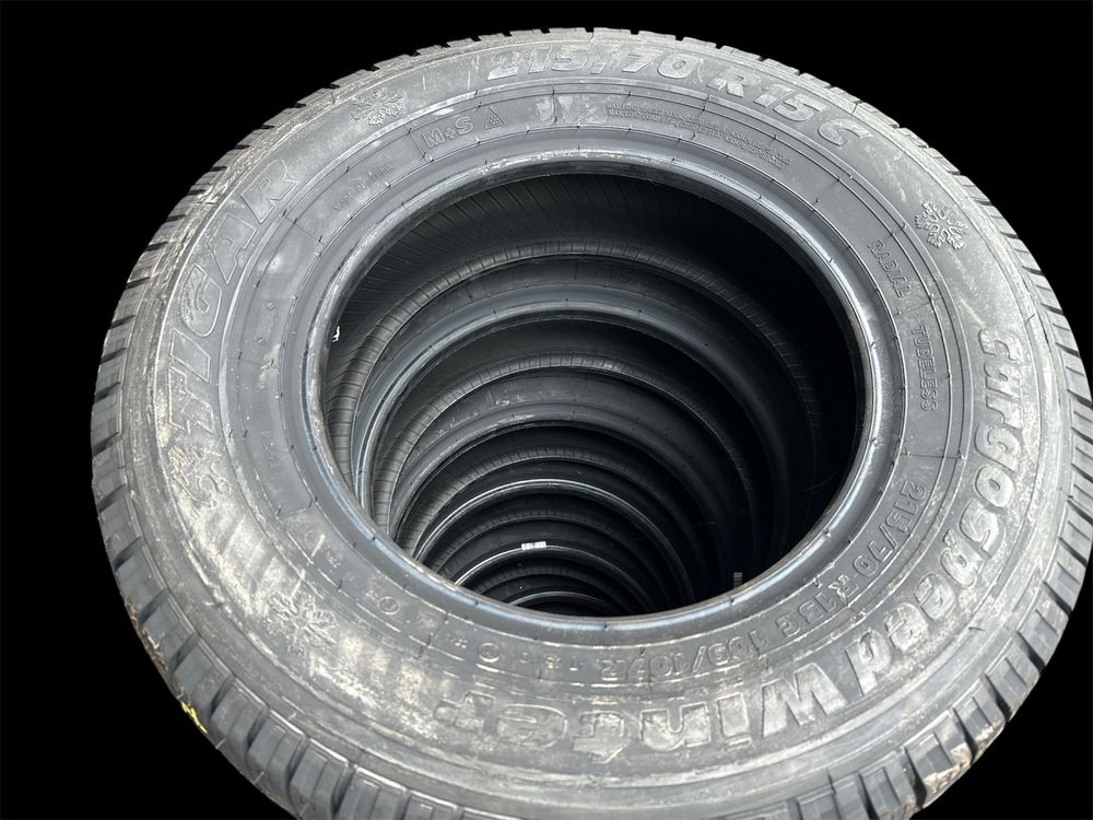 Nowe Opony zimowe 215/70/15 c  Tigar cargospeed winter