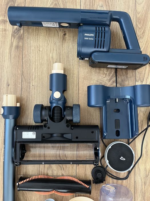 Części do odkurzacza pionowego Philips 5000 Aqua XC5043/01 super stan!