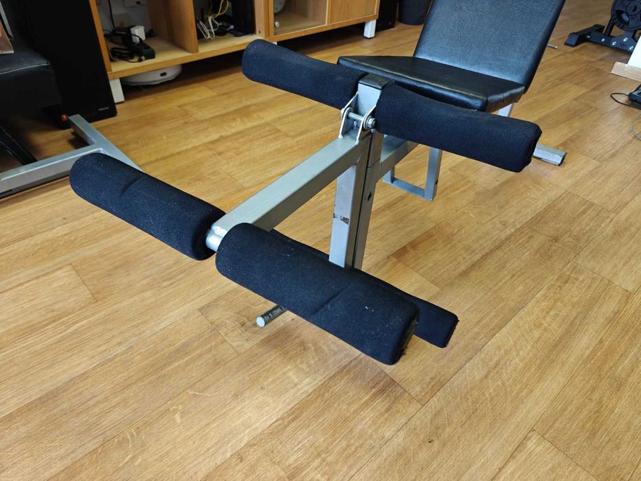 Duży zestaw - ławka regulowana, wyciąg, modlitewnik, prasa, siłownia