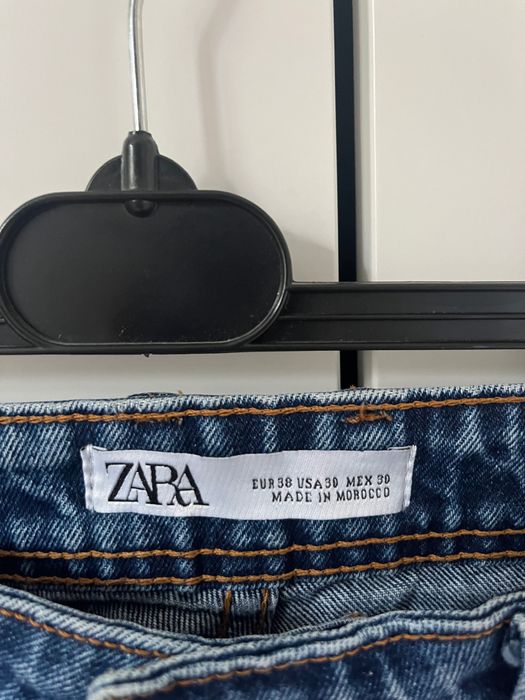 Szorty jeansowe Zara