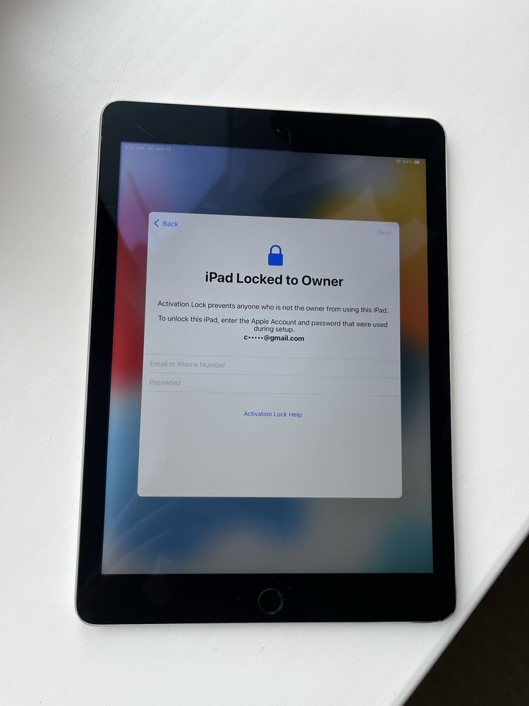 Apple iPad Air 2 16Gb модель А1566 iCloud