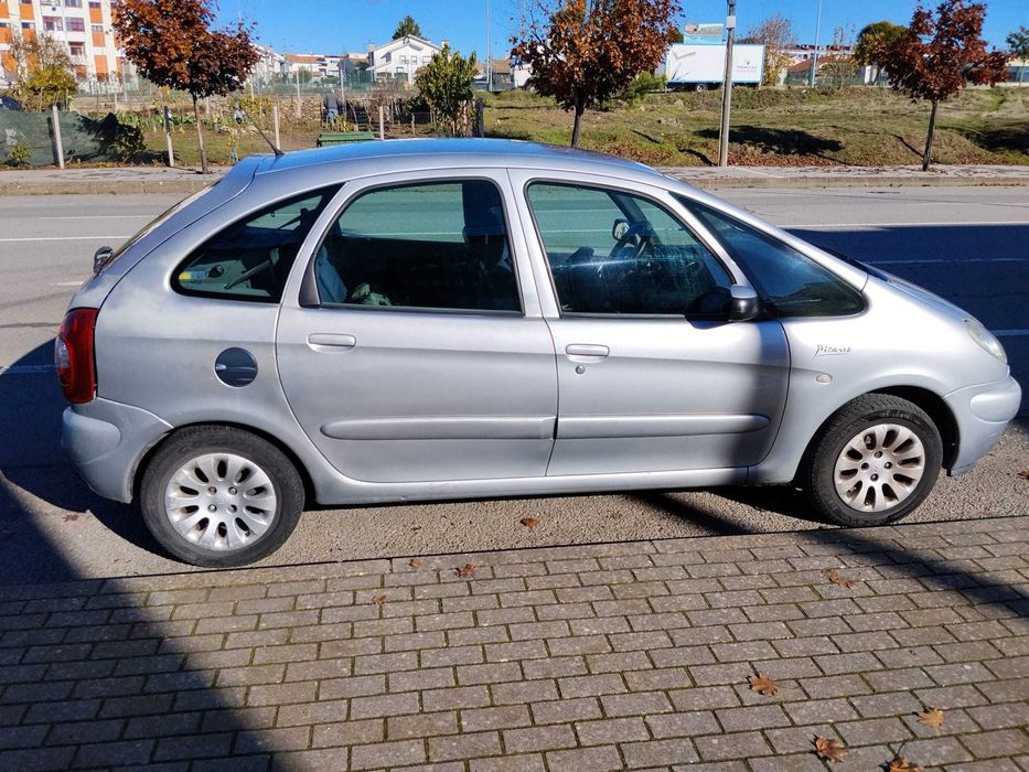 Carro com toda mecanica revisada. Pronto para estrada.