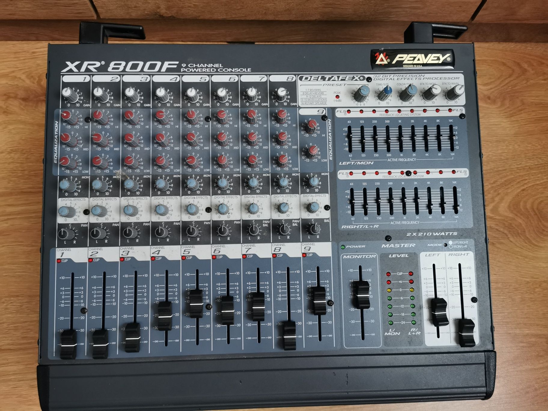 Powermixer peavey xr800f