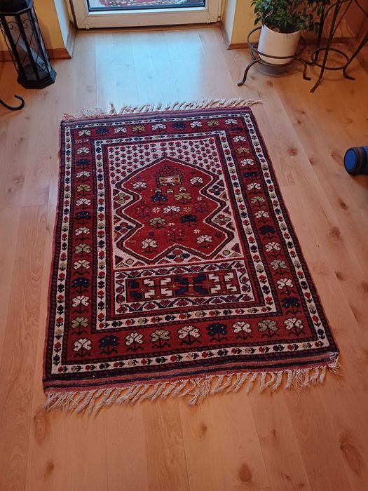 Sprzedam dywan Perski ręcznie tkany 140/80,130/80
