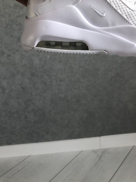 Кроссовки Nike