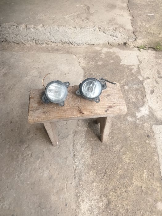 Продам фари в бампер на Шкаду Фабію.