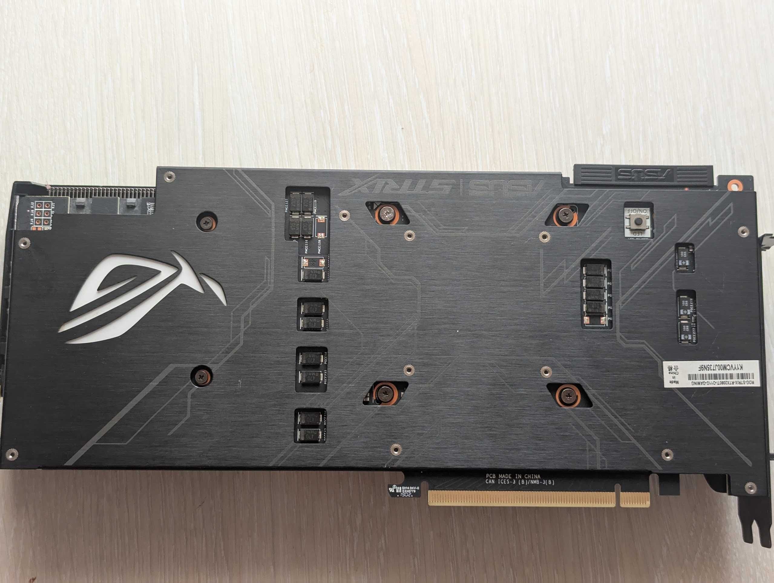 ASUS  GeForce RTX 2080 Ti ROG Strix 11 GB GDDR6 352bit