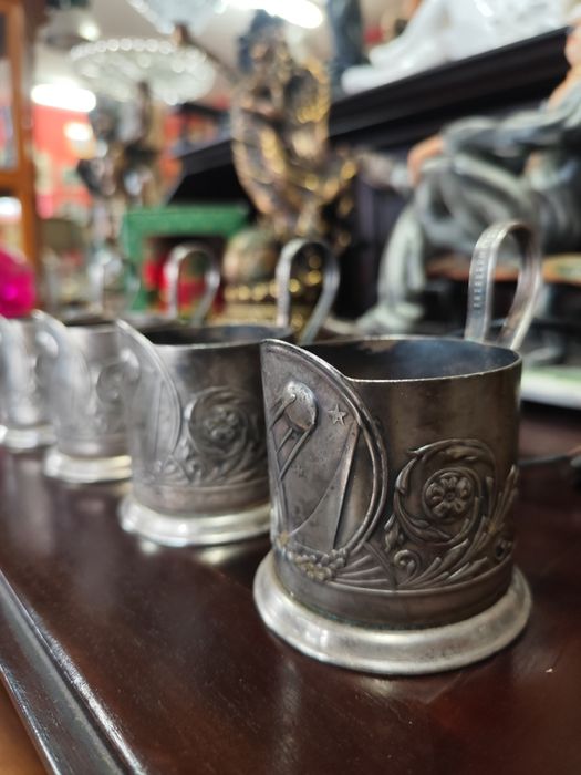 4 sztuki podstawek sputnik radzieckie, plater