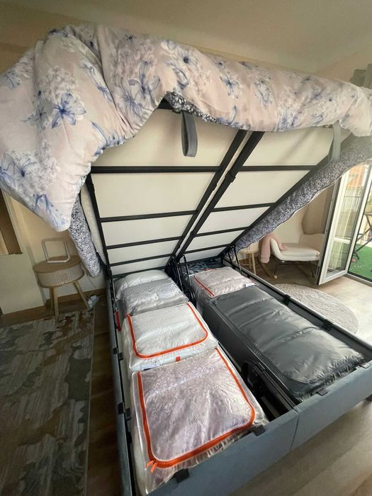 Cama Sommier em Veludo Cinza com Colchão
