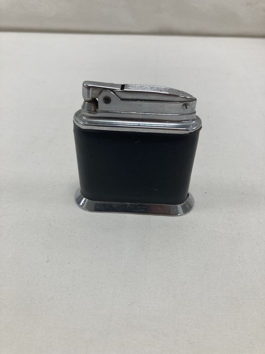 Isqueiro de Mesa Feudor