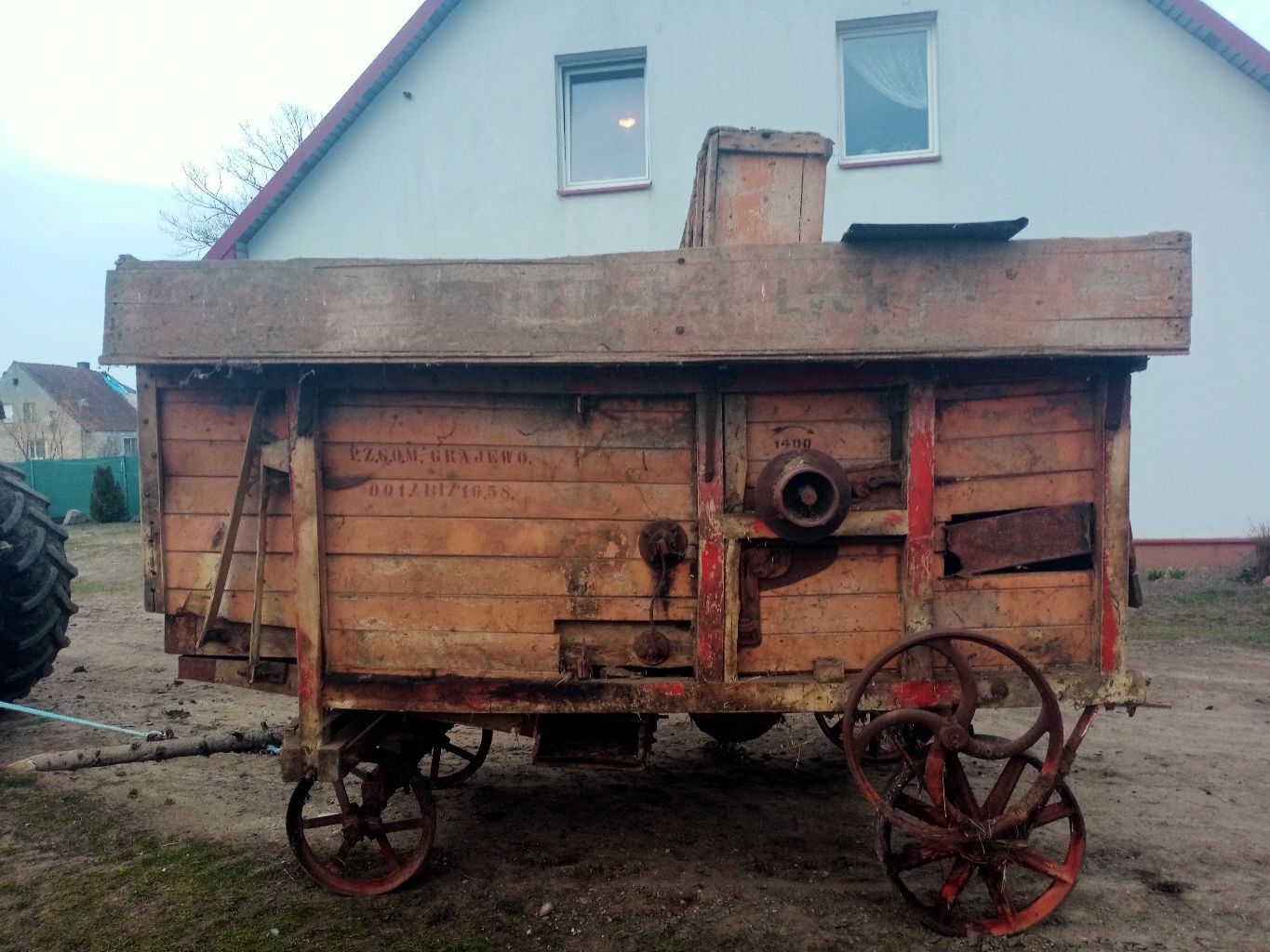 maszyna do młócenia zboża ( damfa)