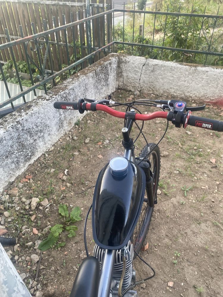Vendo ou troco bike motorizada 100cc