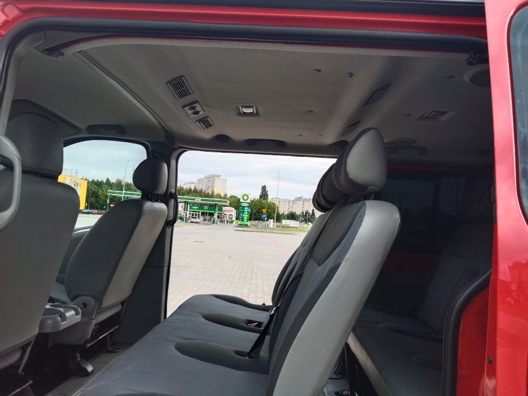 OPEL VIVARO 8-9-OSOBY 2.5 CDI 2×Drzwi Przesuwne 2×Klima Nawiewy Nawi