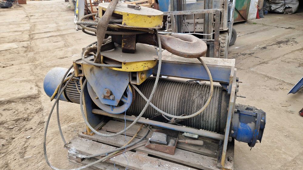 Wciągarka elektryczna do suwnicy 8 ton