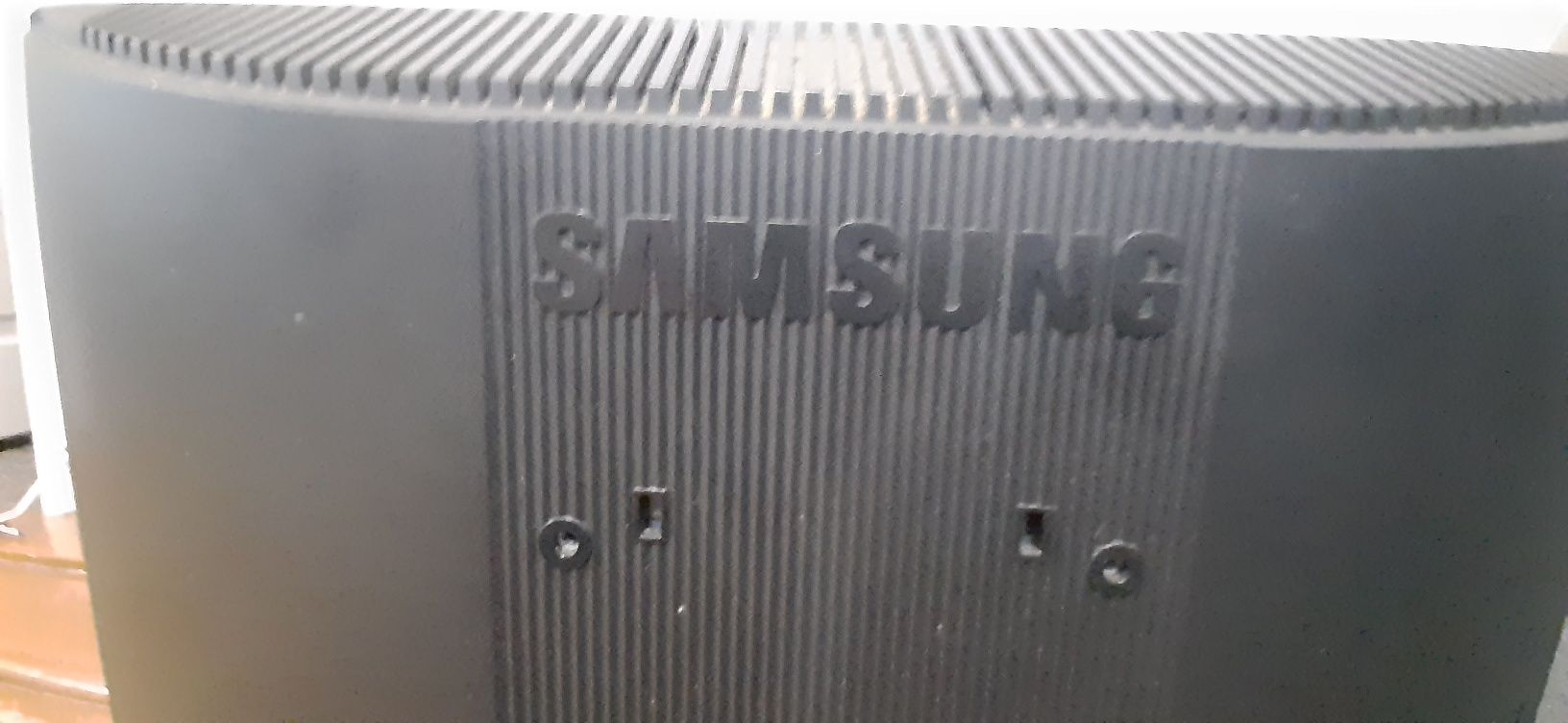 Монітор Samsung syncMaster 720N