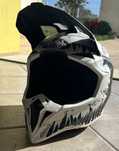 Capacete homolgado