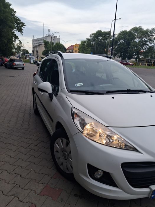 Peugeot 207 sw 1.6hdi  2010 rok