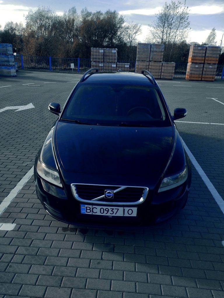 Volvo v50 1.8 Бензин
2008