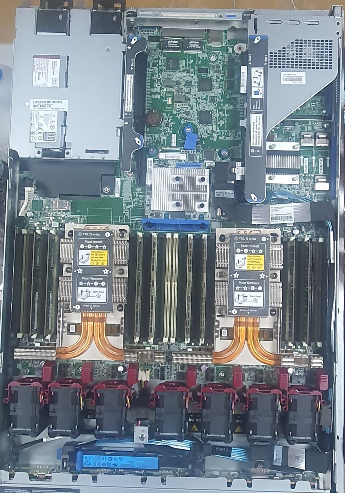 HPE DL360 GEN10 | 40 vCPU |  32GB DDR4 | 2 x 960GB 8 x 1.2TB 12G SAS