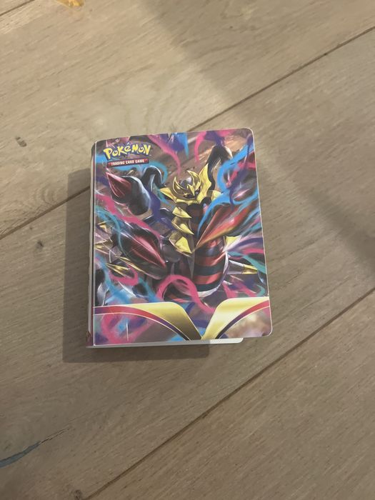 Mini album na pokemony