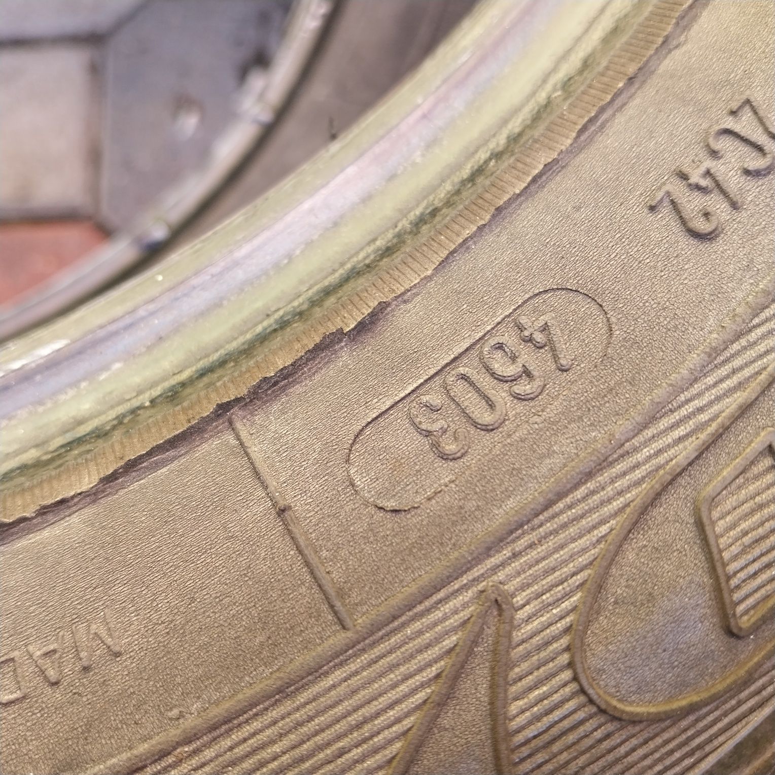 Opony Całoroczne Goodyear 155/70R13 75T