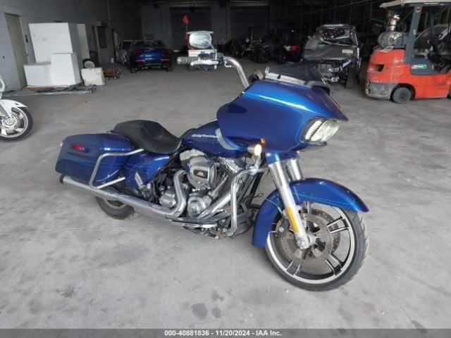 2015 Harley-Davidson® Road Glide® Special