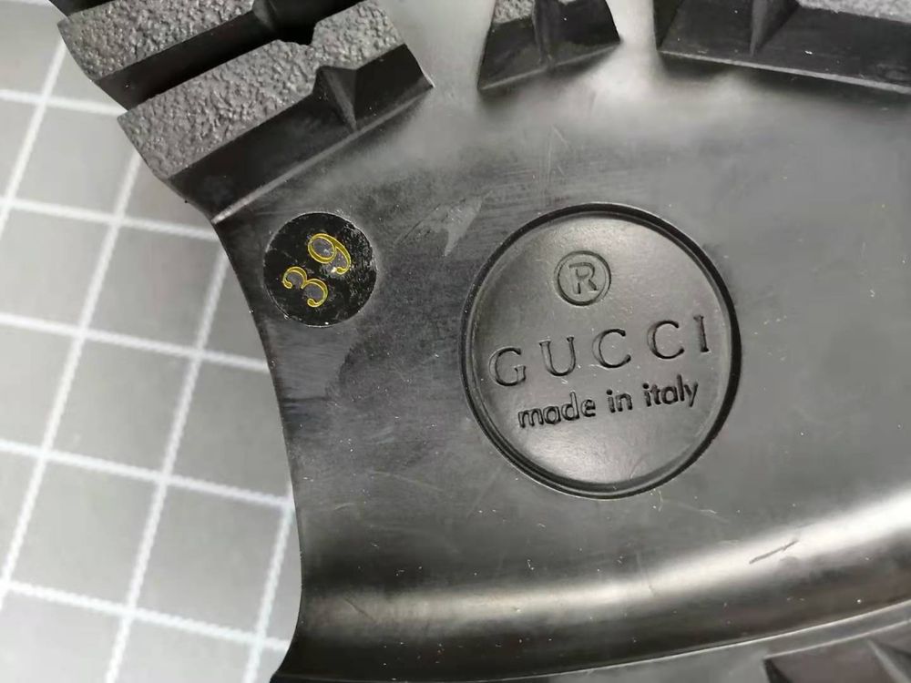 Buty Na Podwyższeniu Eleganckie Gucci GG