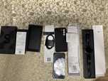 Samsung Galaxy S22 8/128 + Смарт-годинник Samsung Galaxy Watch 3 45mm