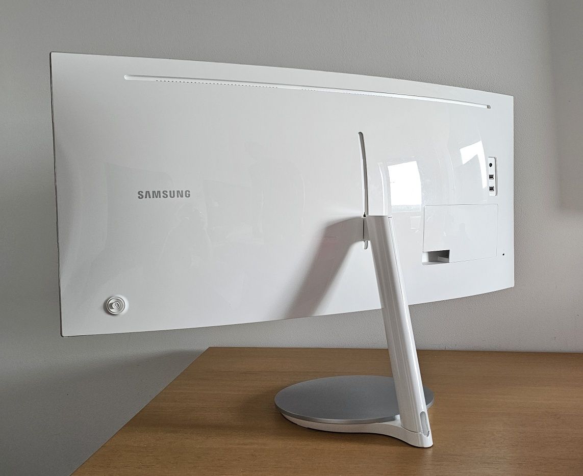 Monitor SAMSUNG C34J791WTP 1440p (34" - 100 Hz)