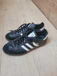 Продам кроссовки adidas