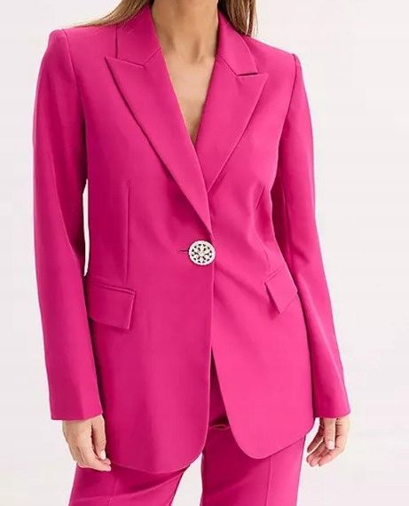 B.P.C żakiet marynarka damska kolor fuksja z ozdobnym guzikiem 42.