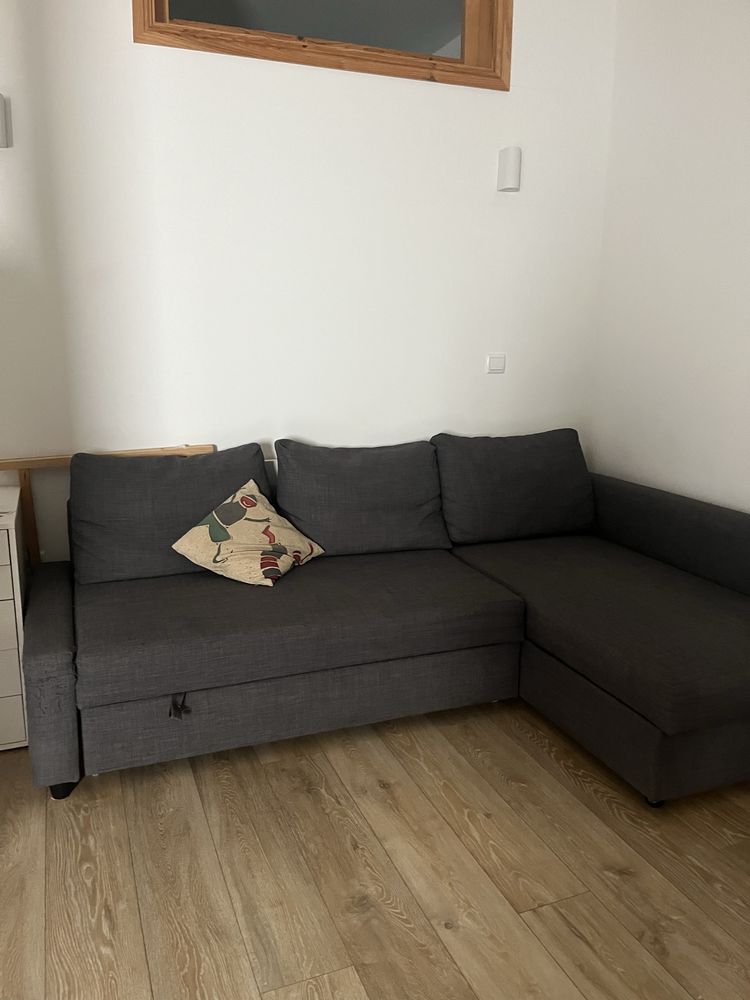 Sofa com chaise longue e sofa cama