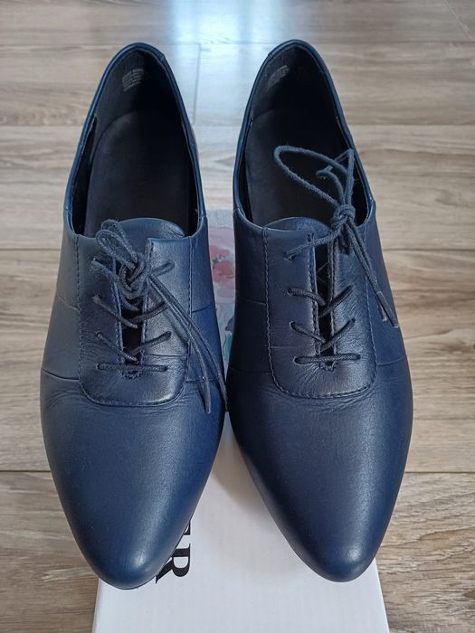 Półbuty skórzane damskie Gerry Weber rozm 6 (39).
