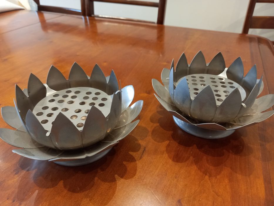 2 floreiras em casquinha