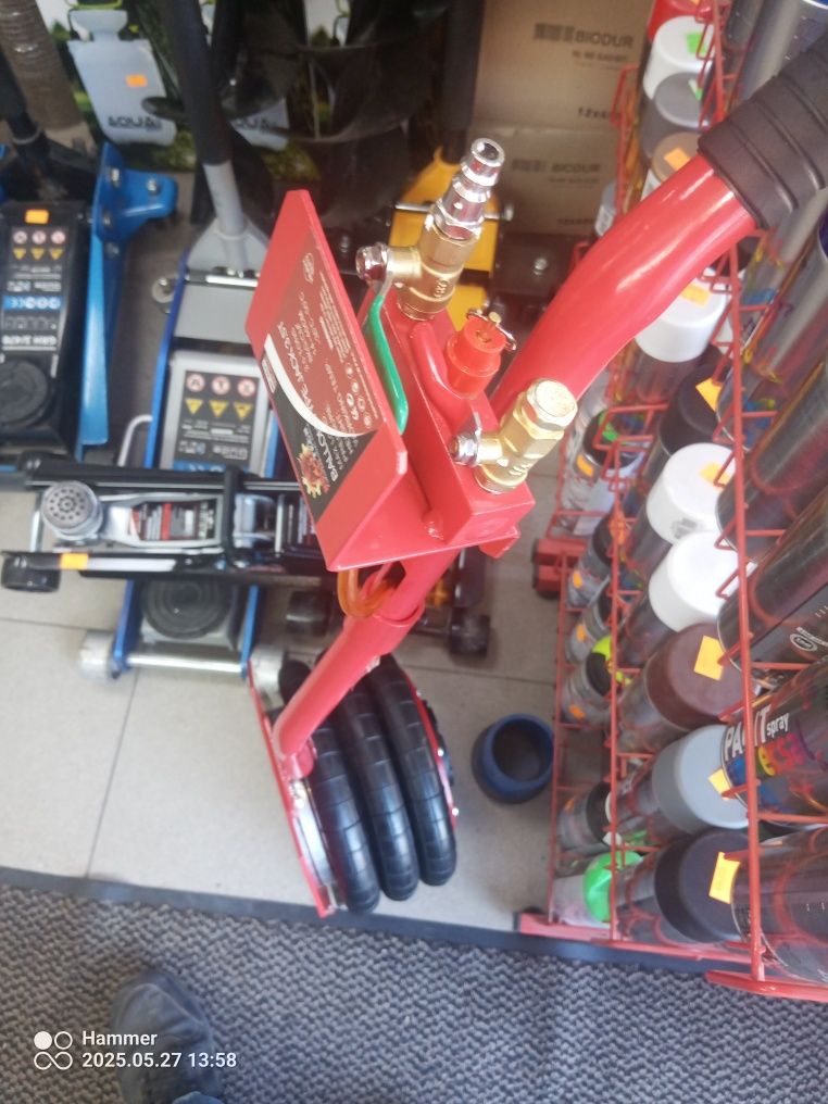 Podnośnik pneumatyczny bałwanek 3.5 T Bull Tech