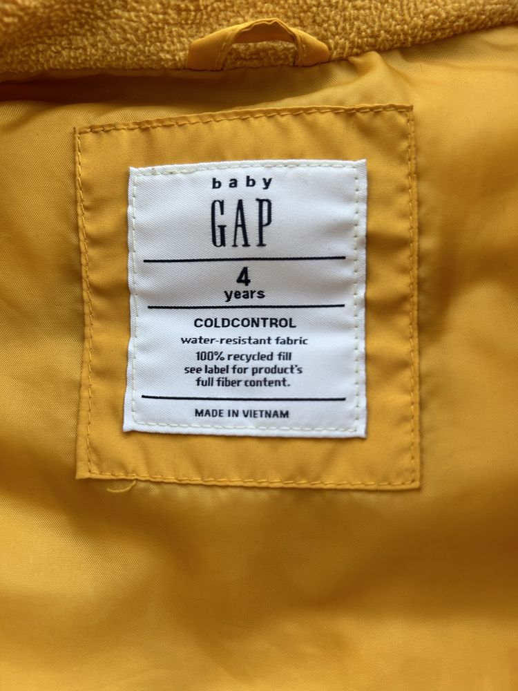 Дитяча безрукавка GAP