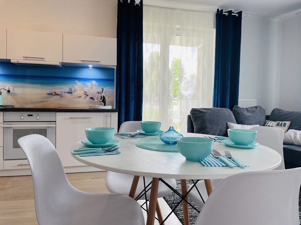 Apartament nad morzem WAKACJE urlop WOLNY LIPIEC  BASEN