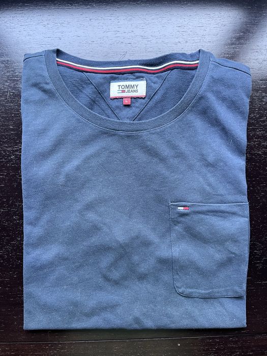 T-Shirt Tommy Hilfiger Azul Marinho - Tamanho L