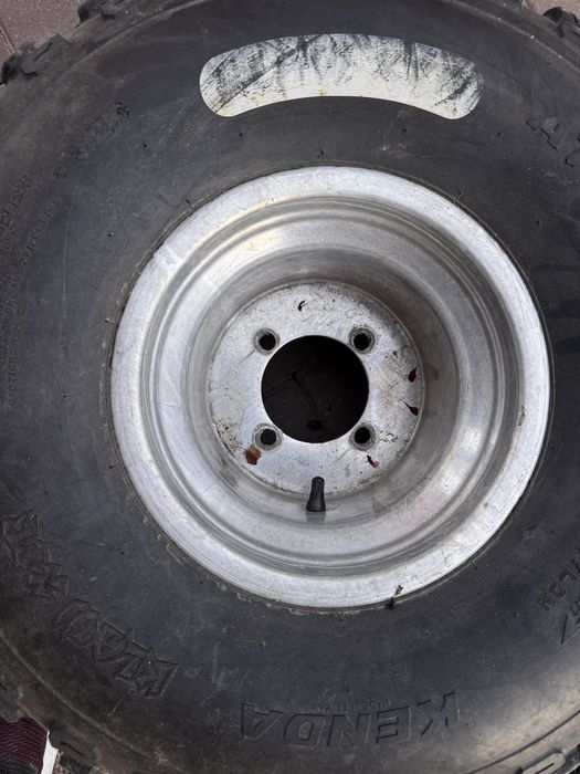 Резина з дисками на квадроцикл Yamaha Raptor (22х11/9 і 21х7/10)