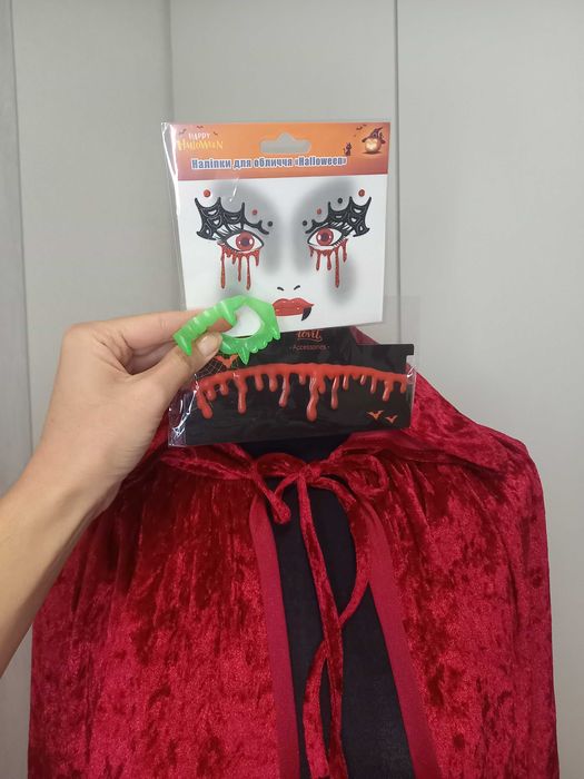 Костюм плащ 118 см на Хелловін королева вампірка жіночий або 12+років