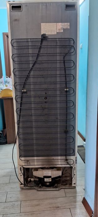 Продам холодильник Whirpool