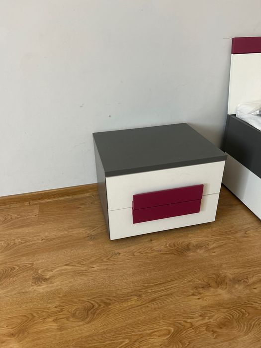 Meble do pokoju dziecięcego/młodzieżowego