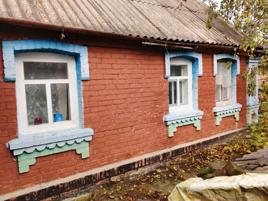 Продається будинок с .Гурівці!