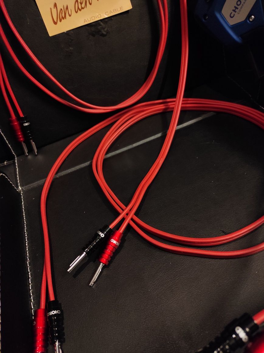 Vdh The Twin Red przewody głośnikowe Van Den Hul konfekcja Chord Ohmic