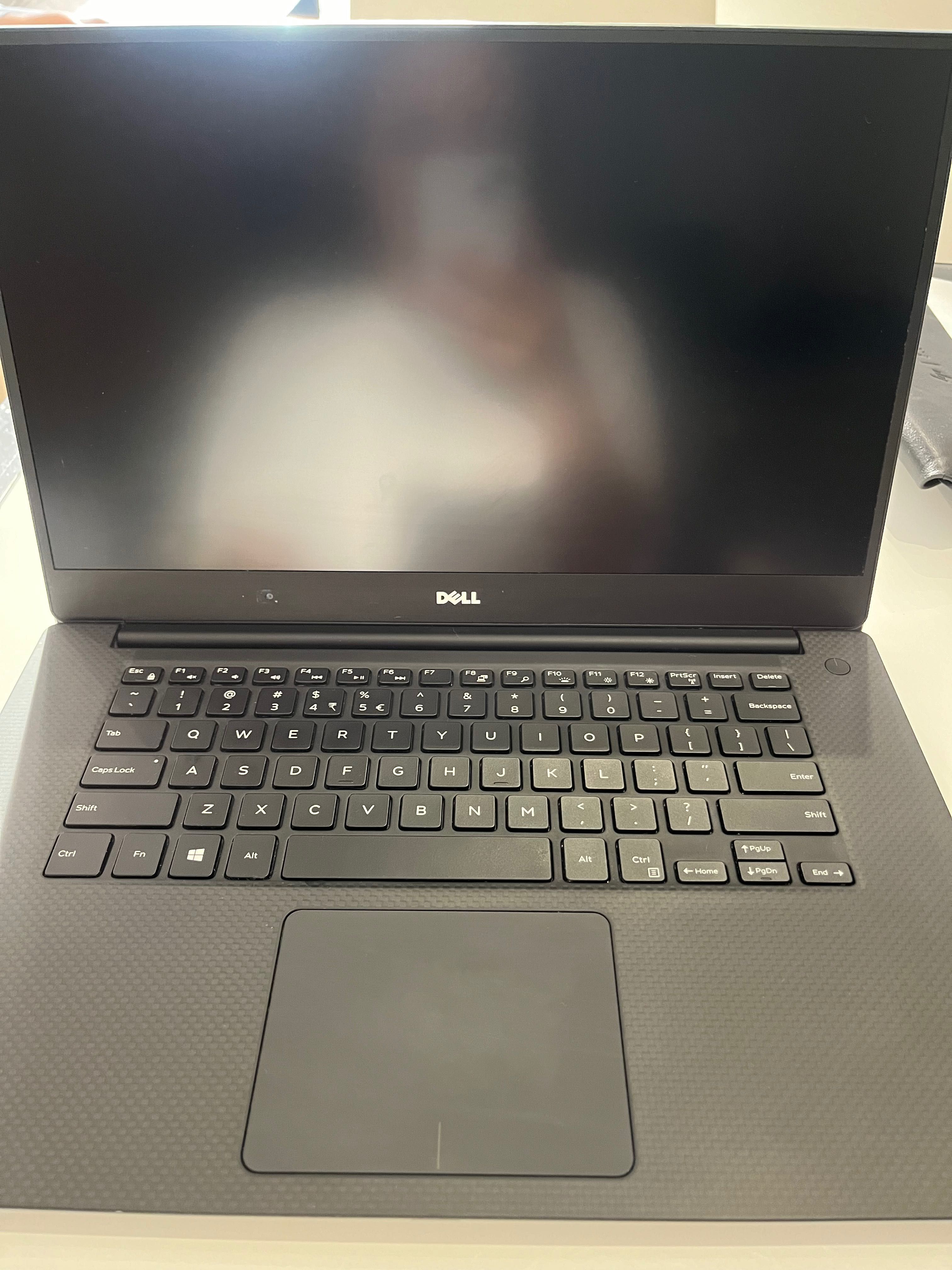 Dell XPS 15 9560 i3 7100H 8GB RAM