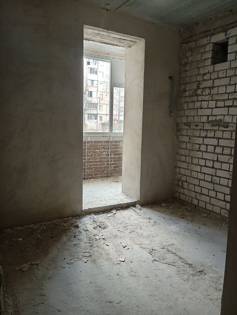 Однокімнатна квартира Перший поверх Два балкони ЖК Польський бульвар