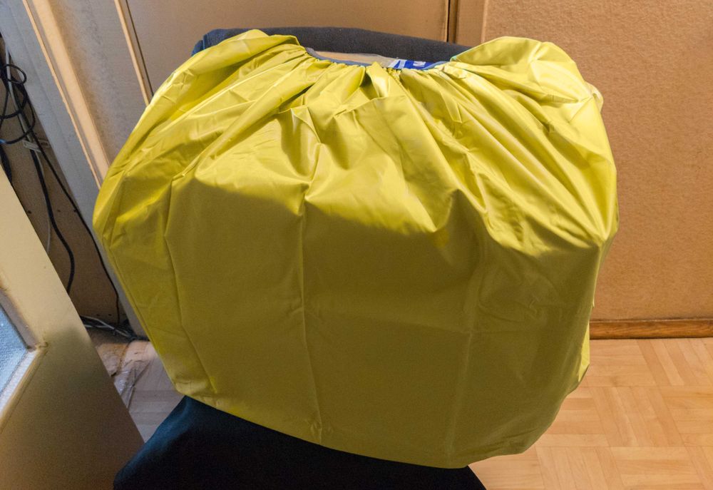 Рейнкавер Чехол RainCover для сумки курьера доставка Glovo Bolt Uber