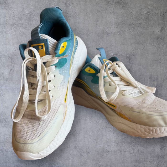 Damskie trampki adidasy rozm 40